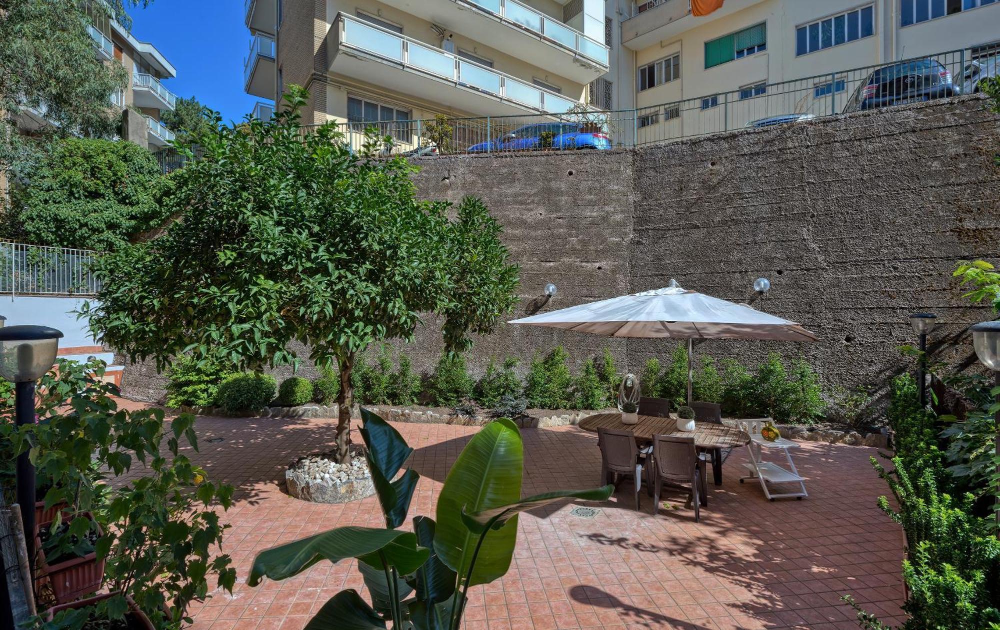 Domus Garden